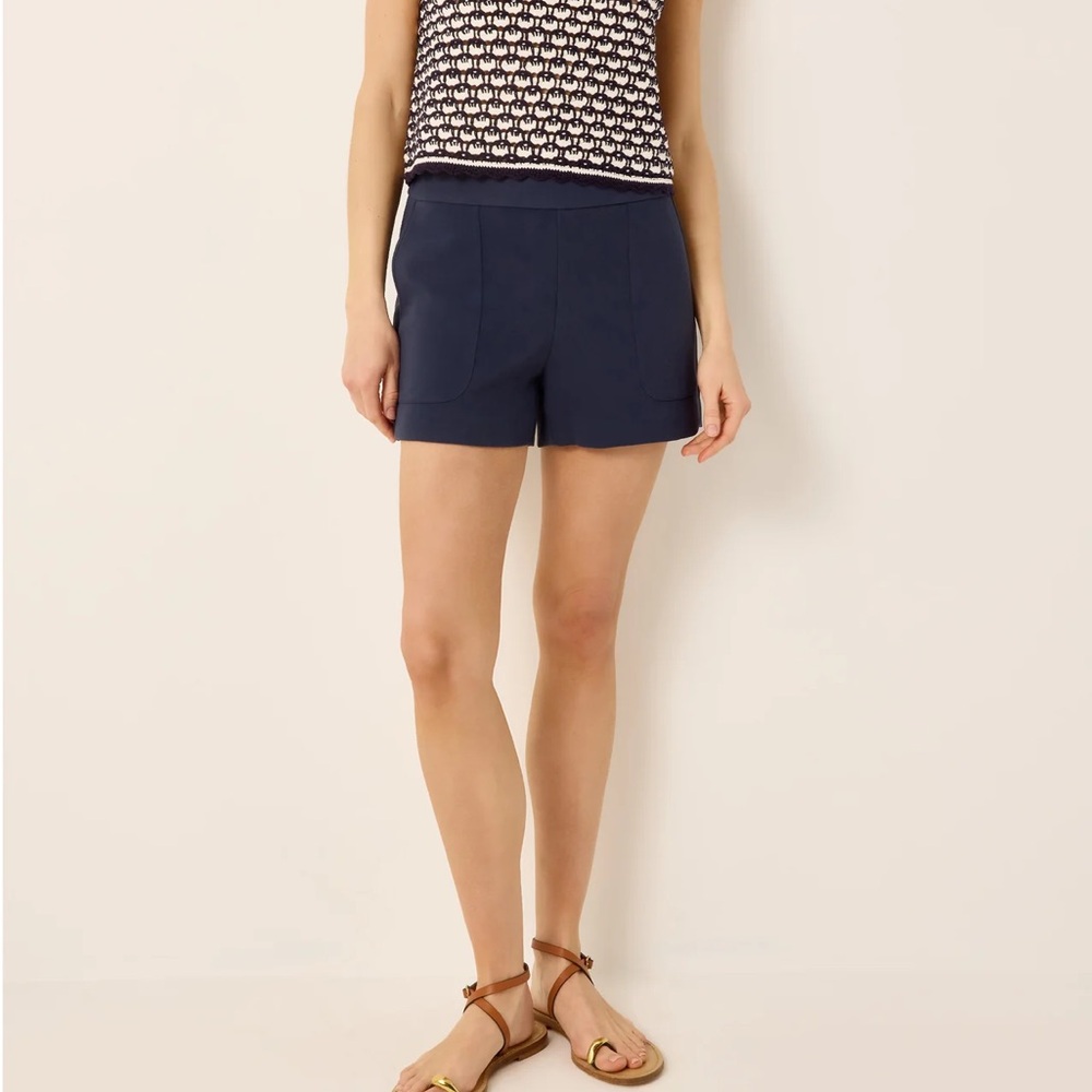 Marie Oliver Mia Crepe Side Zip Shorts in Navy size 6